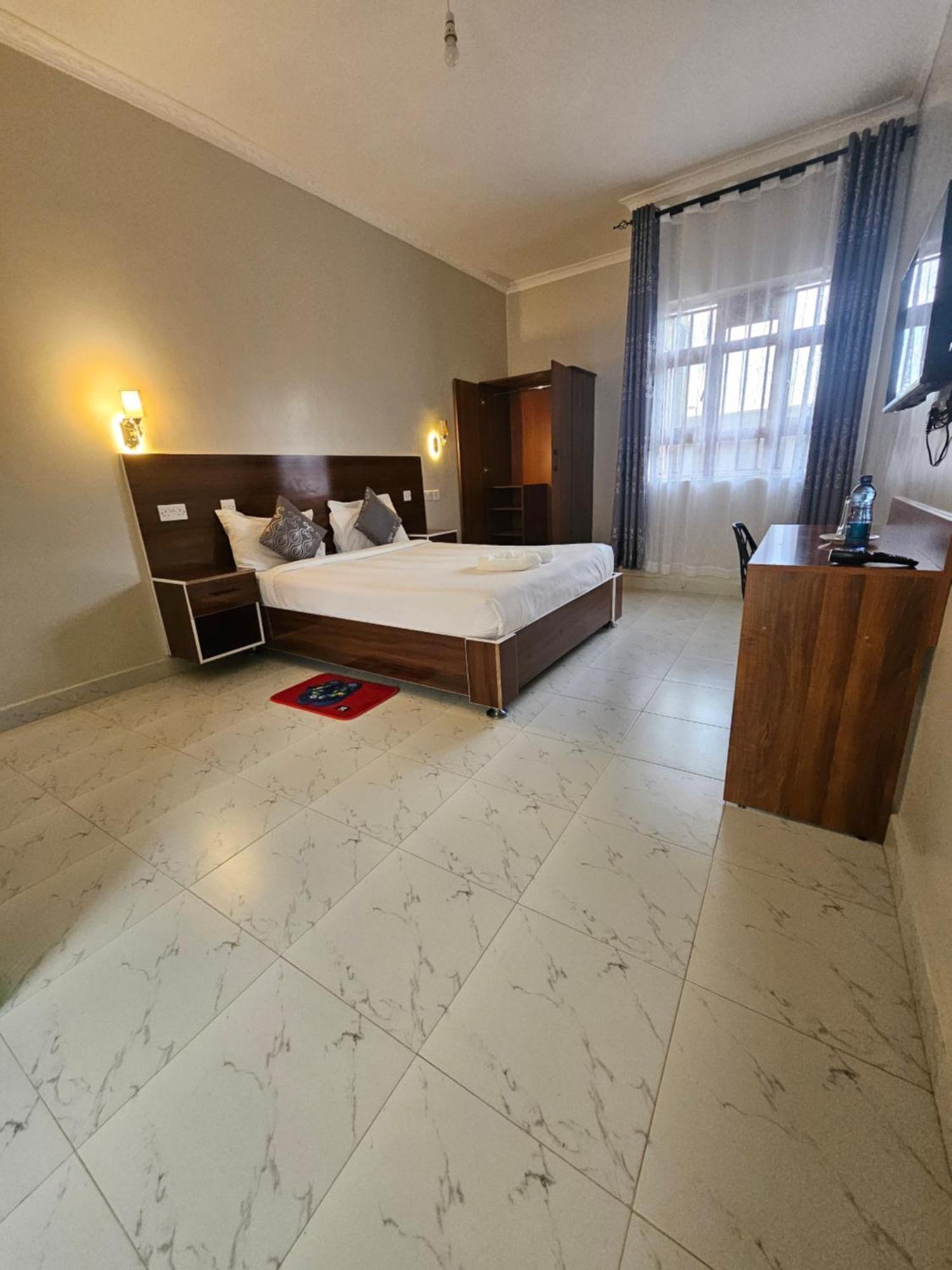 Grand Amoena Guest House Naivasha Eksteriør bilde